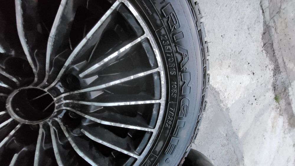 Колеса шины 235 70 R 16