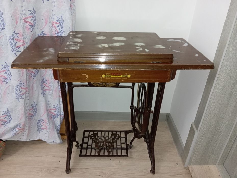 Швейная машина Баттерфляй