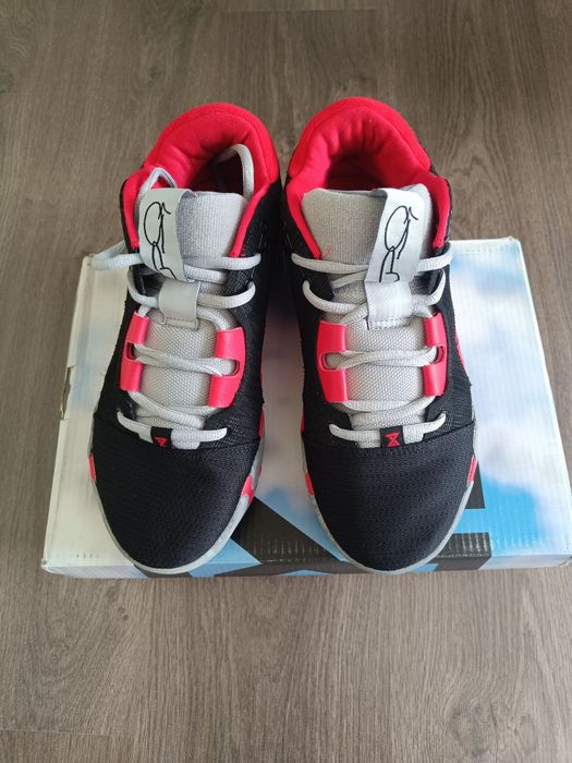 Продам кроссовки Nike PG6 (Б/У)41 размер