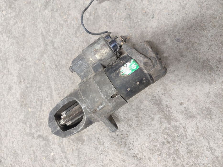 Стартер Nissan..