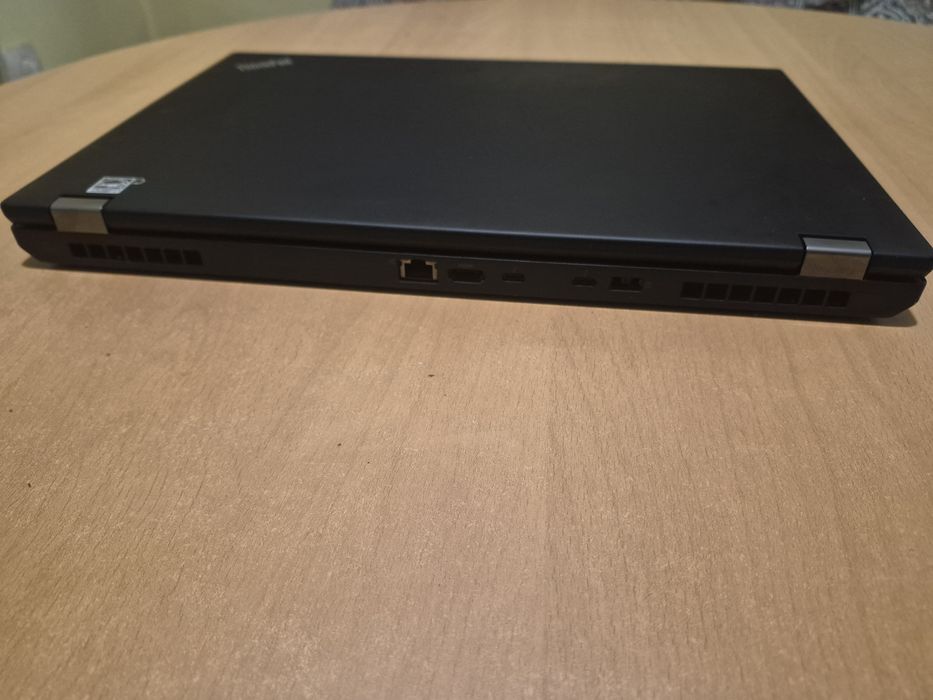 Lenovo Thinkpad P52