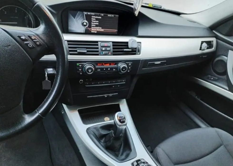 Vând BMW seria 3 xdrive