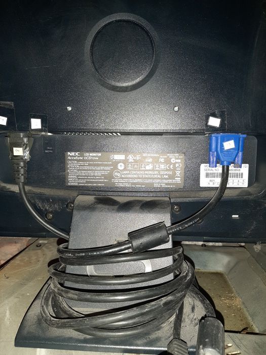 Компютър настолен