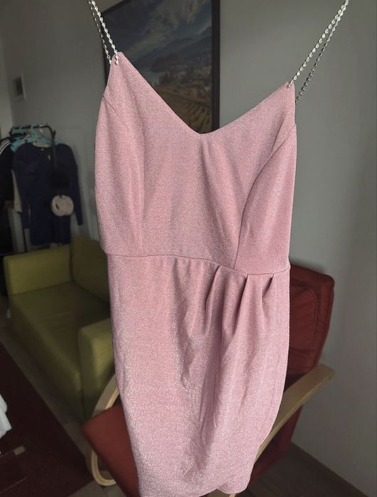 Rochie scurta mulata roz