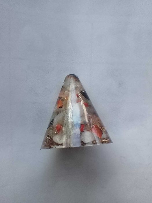 Оргонит Конус-Създава защитно поле