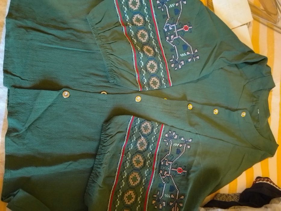 Дамска блуза лен с бродерия М/L 15 лв