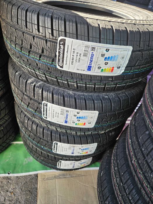 4 Нови бусови гуми 235/65 R16C Continental Van 4Season 121/119Q 10PR
