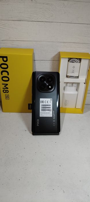 Xiaomi Poco M8 5G (256GB/16GB)