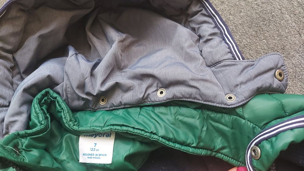 Яке зимно Mayoral 122см 7години