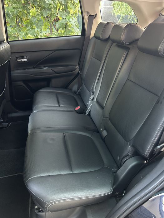 Mitsubishi Outlander 2018 diesel cutie automata