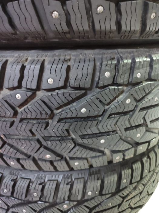 Продам шины в отличном состоянии