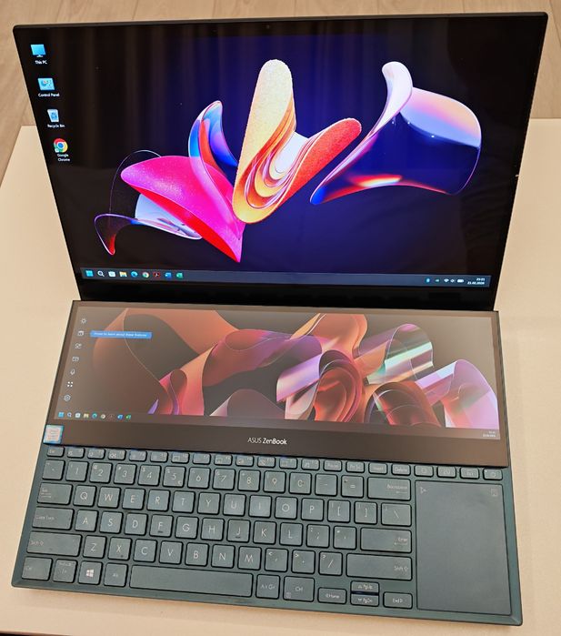 Laptop ultraportabil ASUS ZenBook Pro Duo UX581GV