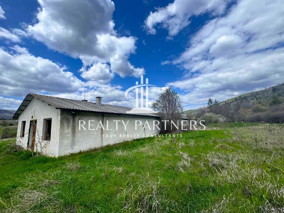 Продава се Парцел в с. Долни Романци, Област Перник - 3300 кв.м за 12 €/кв.м - Снимка #3