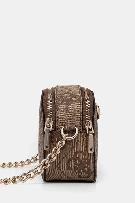 НОВА Чанта Guess IZZY в бежово