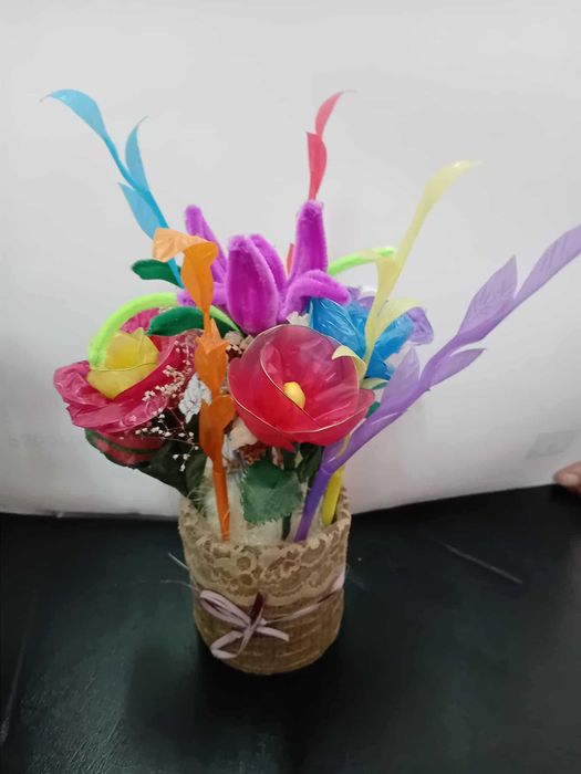 ЦВЕТЯ - ръчно изработени