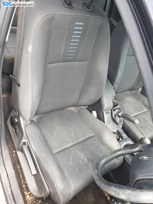 Scaun Dreapta Fata Pasager Renault Megane 3 2008 - 2015