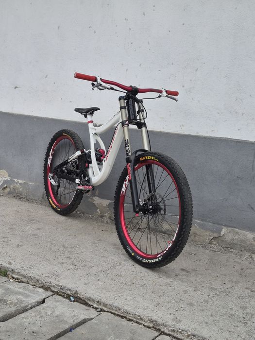 Vand Norco Team 2011 / Downhil / Bicicleta