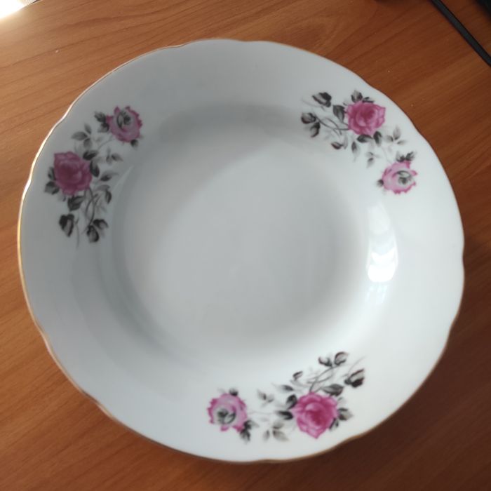 Тарелки глубокие