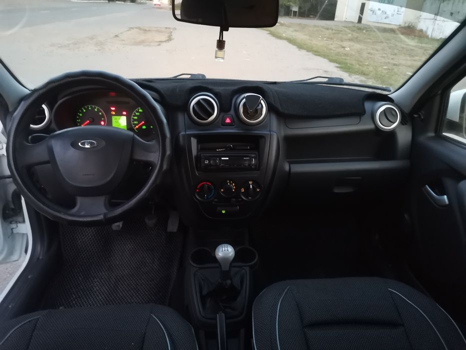 Lada Granta продам