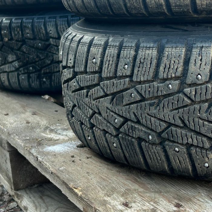 Продам зимние шины