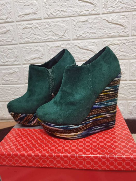 Pantofi cu platforma de 14 cm