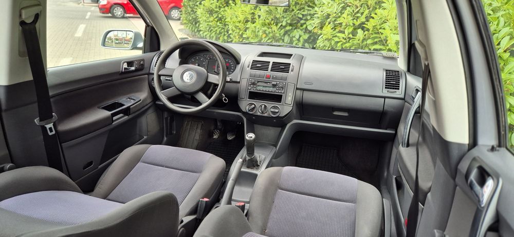 Volkswagen   Polo