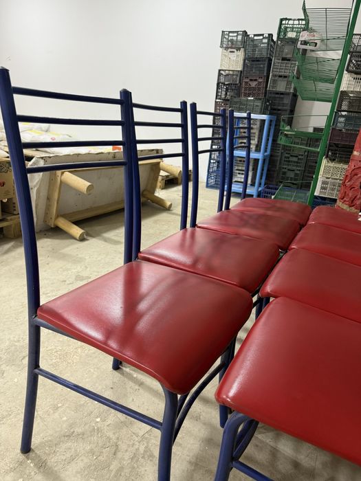 Продаются стулья/Stullar sotilmoqda