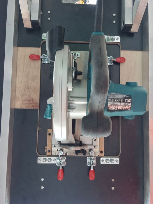 Регулируемые быстросъемные фиксаторы