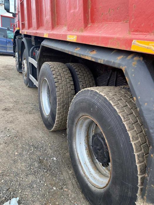 Autobasculanta 8X4 IVECO Trakker