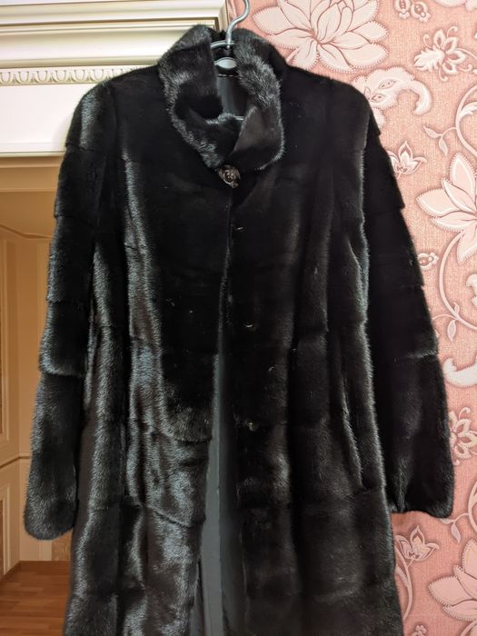 Продам норковую шубу