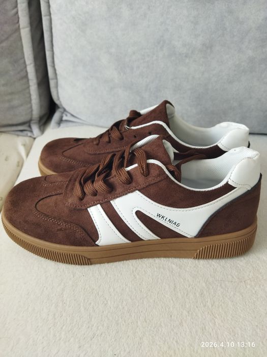 Новые кроссовки 39р.