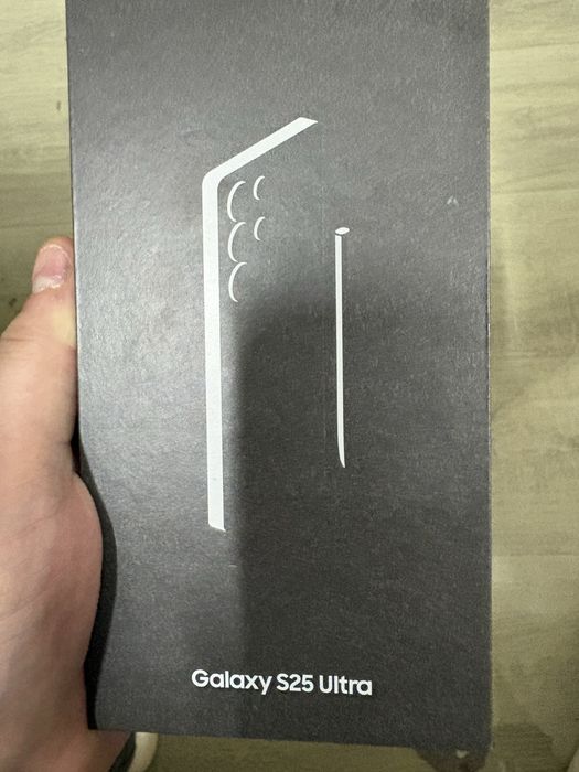 Продам Samsung S25 Ultra