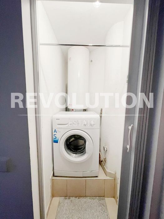 Дава се под наем Двустаен апартамент в Варна, Бриз - 65 кв.м за 648.21 € - Снимка #5