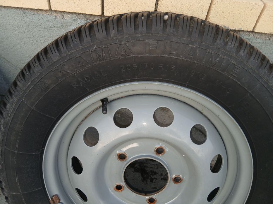 Кама Flame резина 205/70 r16 на ниву