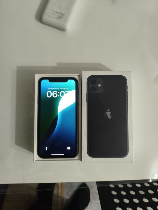 Продам iPhone 11