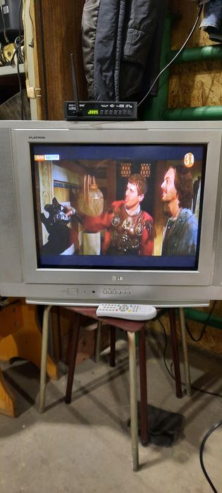 Телевизор в гараж, на дачу