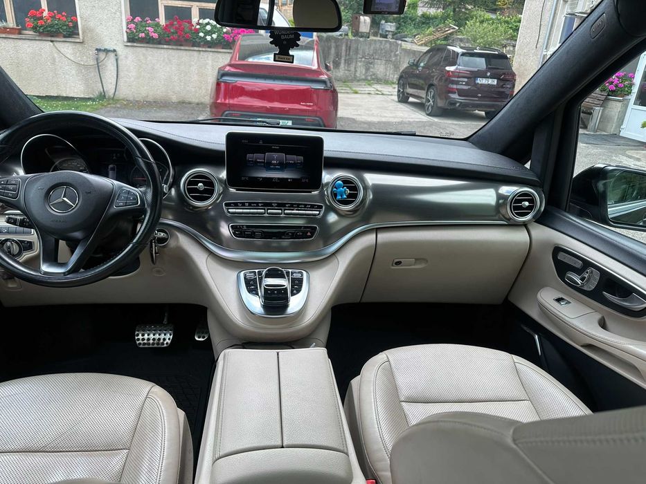 Mercedes-Benz V Class 250d Extra Long 4matic