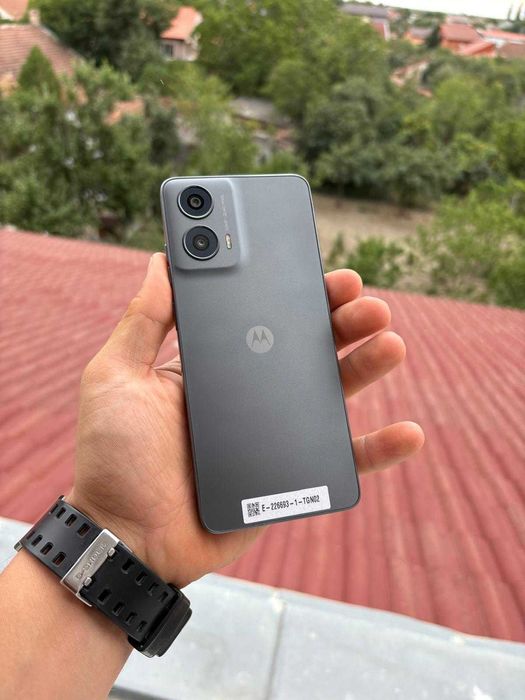 Motorola Moto G24,Matte Charcoal,Dual SIM,Memorie 128GB,4GB RAM - NOU