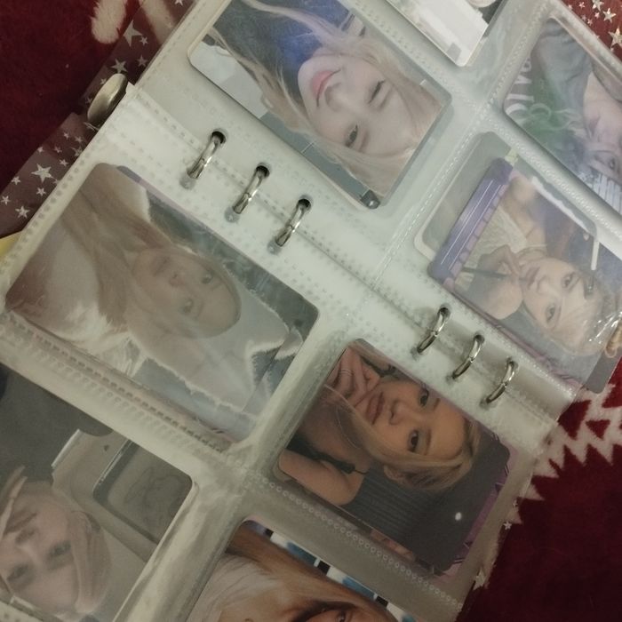 Продам КПОП карты ,биндеры ,пачки