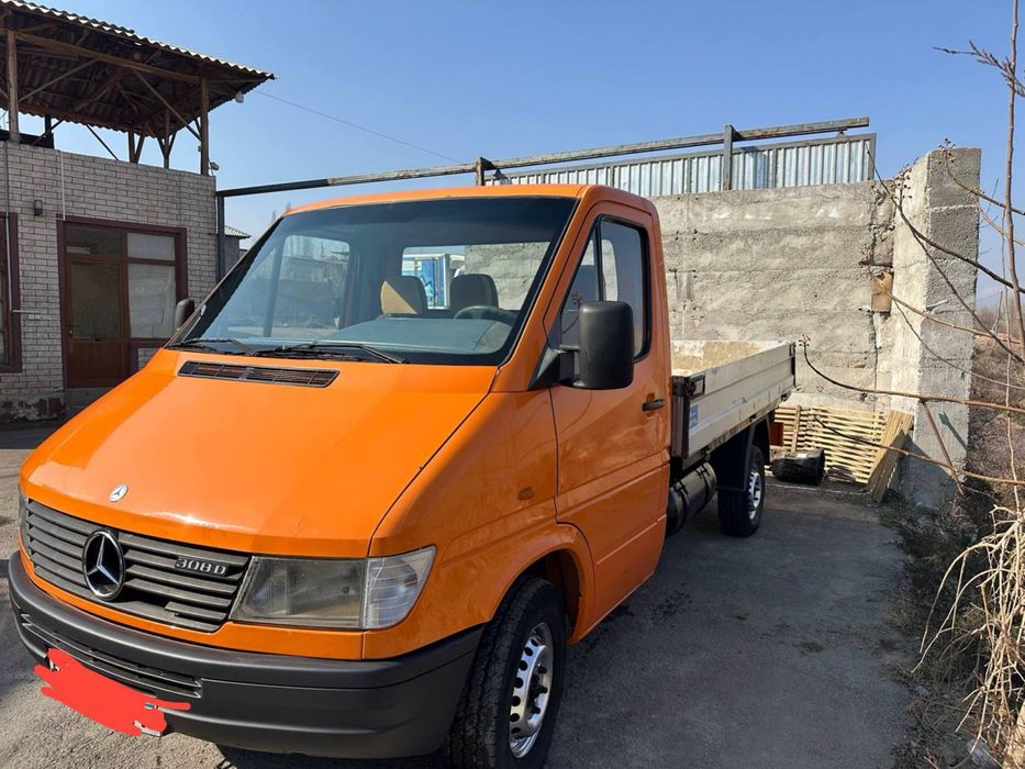 Mersedes Benz spirinter