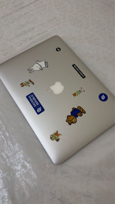 Продам макбук 2015