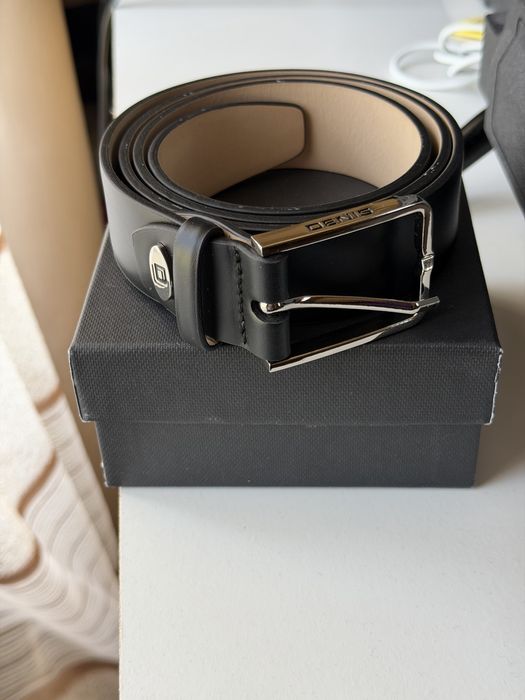 Vand costum ginere Alex Fashion + accesorii