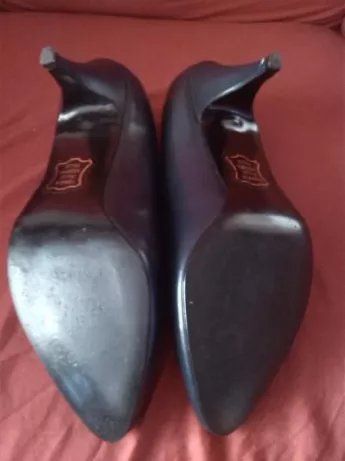 Vand pantofi dama LEONARDO noi, masura 40, culoare bleumarin