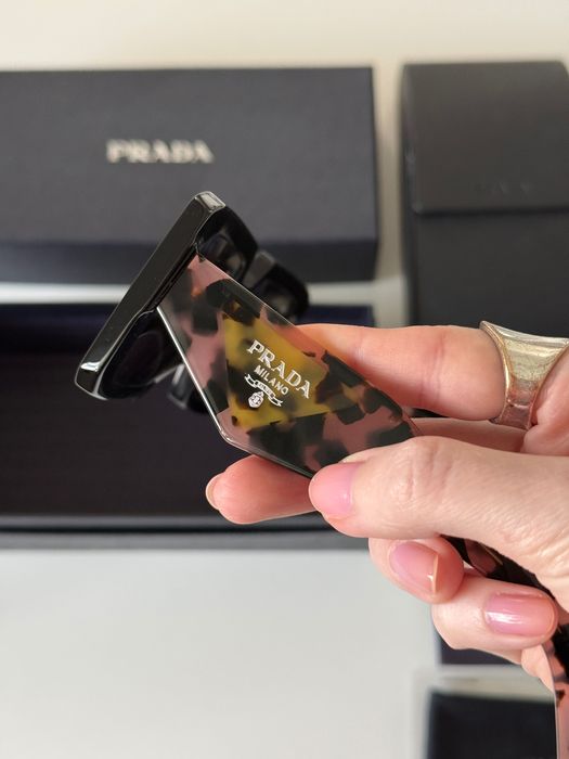 Очки Prada новые, оригинал