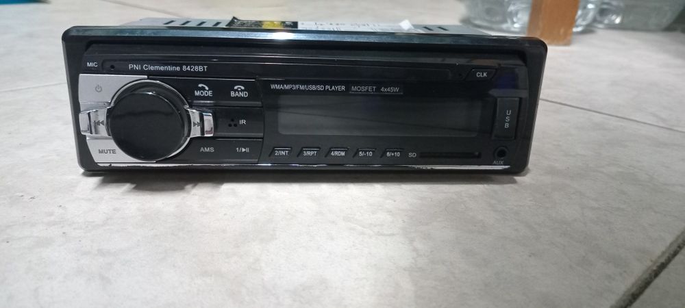 Радио с Bluetooth 4x45w