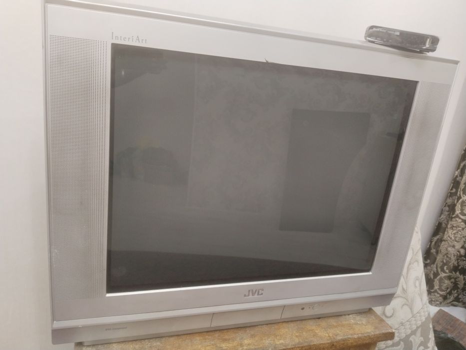 Продам телевизор