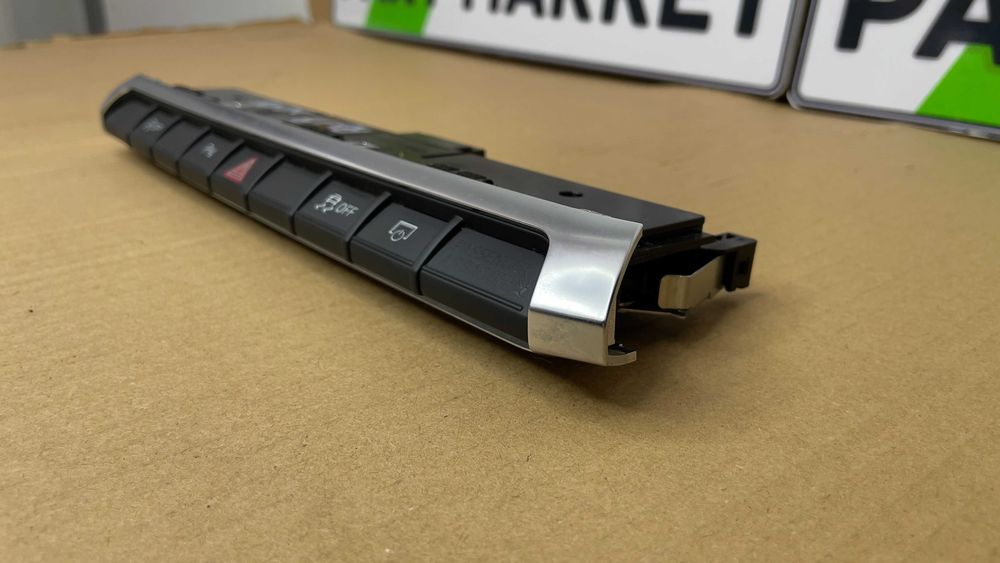 Бутони / Копчета AUDI A3 8V 8V0925301NF