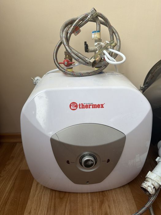 Продам аристон в хорошем состоянии