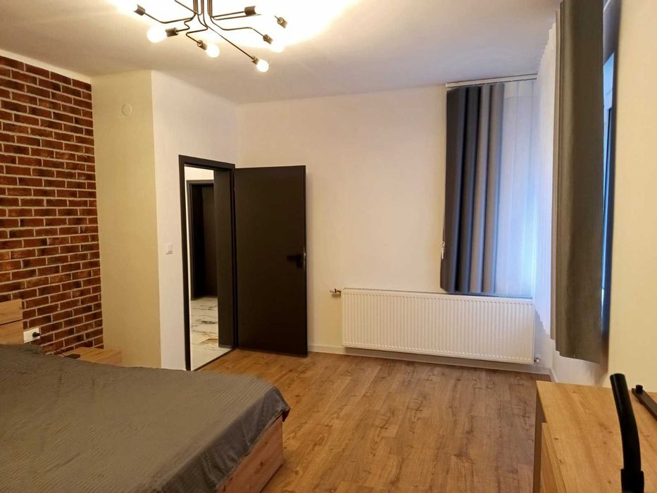 Продава се Многостаен апартамент в Шумен, Център - 150 кв.м за 2040 €/кв.м - Снимка #6