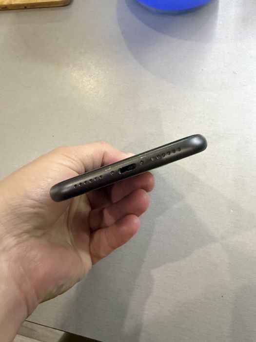 Iphone 11 128gb сив